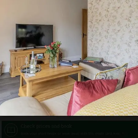 Luxury One Bedroomed With Hot Tub * Staintondale