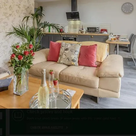 Ferienhaus Luxury One Bedroomed With Hot Tub Staintondale